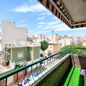 https://apartamento-a-5-minutos-de-la-playa-almeria.es-andalucia.com
